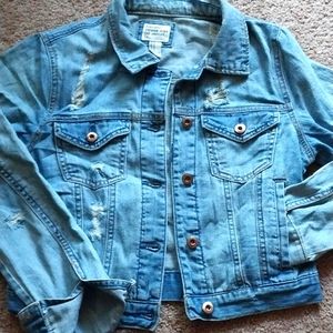 Denim jacket F21, distressed EUC,SZ. M